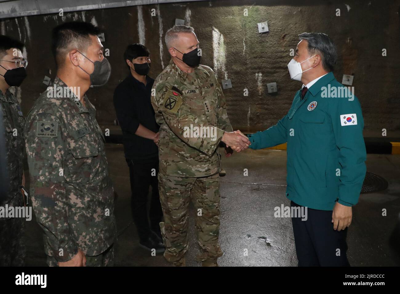 Sungnam, Gyeonggi, South Korea. 23rd Aug, 2022. Aug 23, 2022-Sungnam, South Korea-UNC Commander Paul Lacamera(L) and South Korean Defense Minister Lee Jong Sup shake hands at CP Tango in Sungnam, South Korea. South Korean Dfense Minister Lee Jong Sup visited wartime command bunker in a city south of Seoul on Tuesday to encourage in a regular combined military exercise, Defense ministry said. (Credit Image: © Defense Ministry via ZUMA Press Wire) Stock Photo