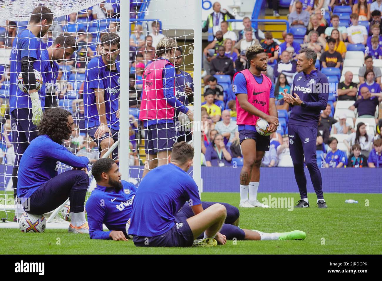 Chelsea goal train hi-res stock photography and images - Alamy
