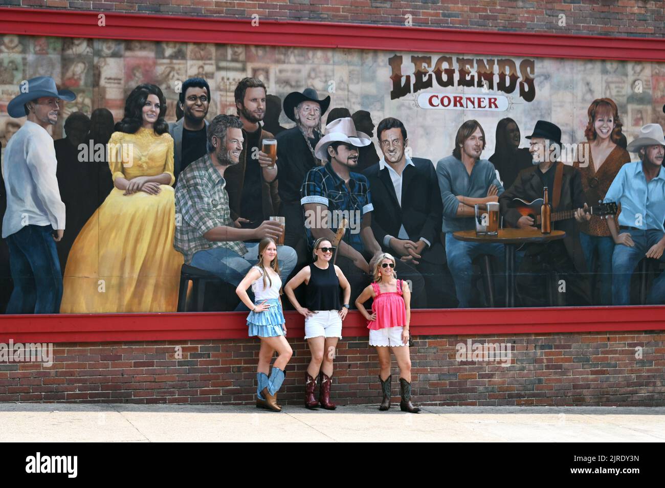 Why Legends Corner is Favorite Place For Country Music Artist?