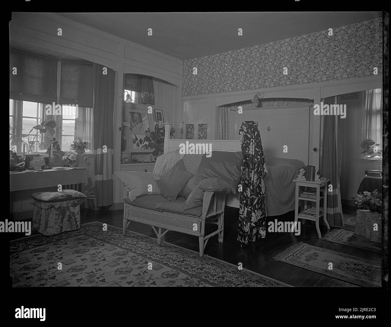 Lady Grey's house house interior, bedroom, circa 1934, Wellington, by