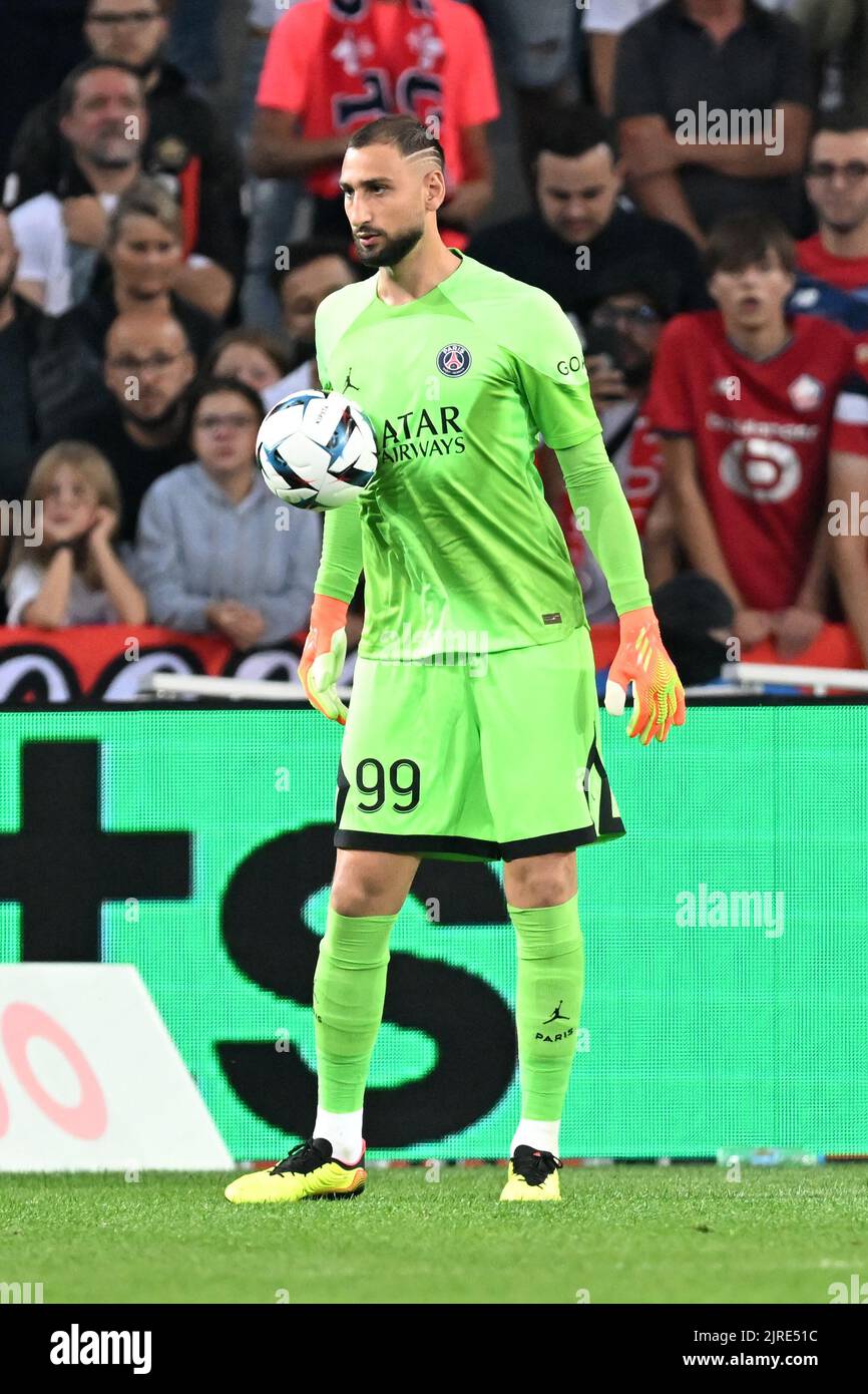 LILLE Paris Saint Germain Goalkeeper Gianluigi Donnarumma During The lille-paris-saint-germain-goalkeeper-gianluigi-donnarumma-during-the