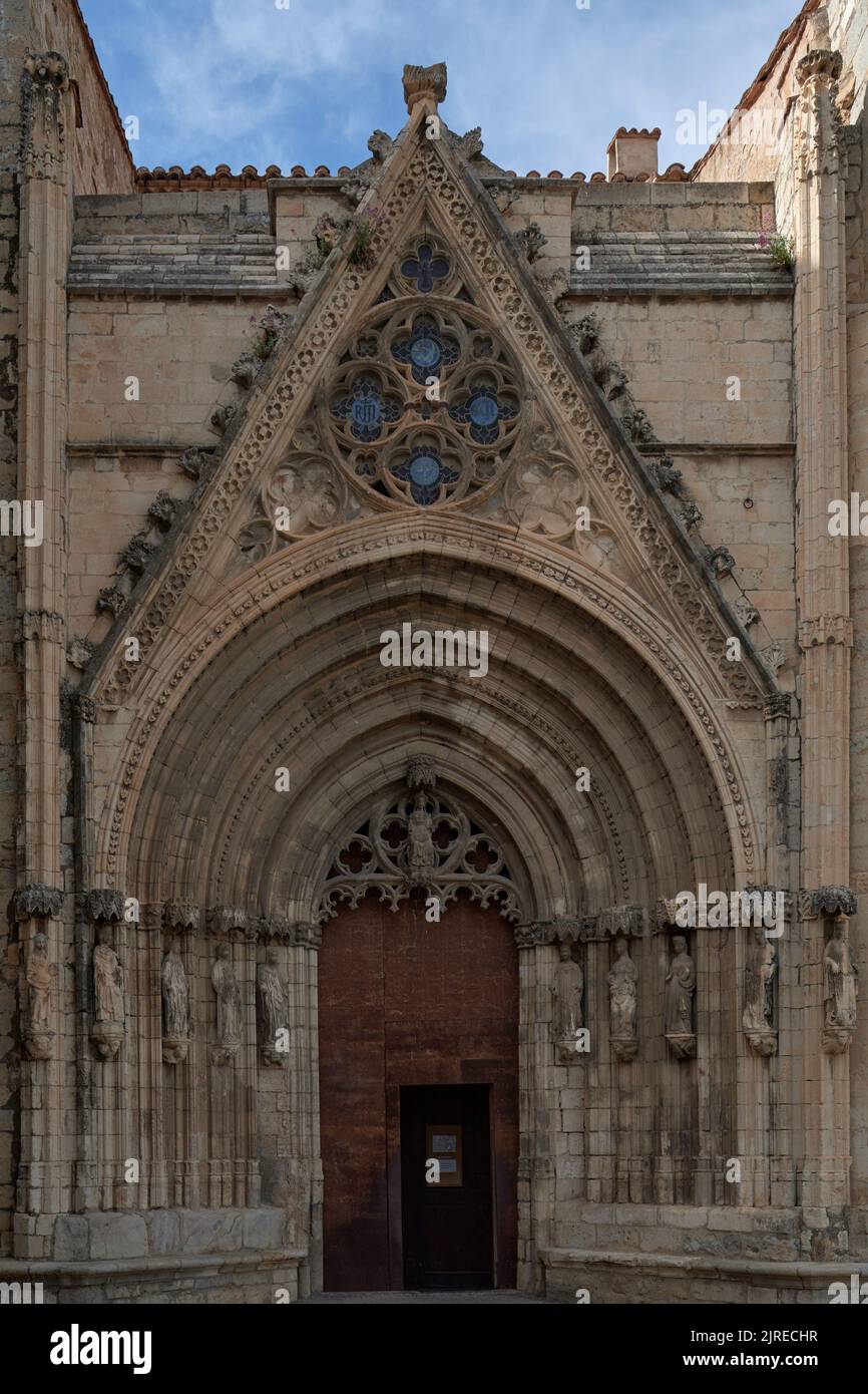 Ornate entrance door of the Archpriest Church of Santa María la Mayor, Morella, Castellon, Valencian Community, Spain, Europe Stock Photo