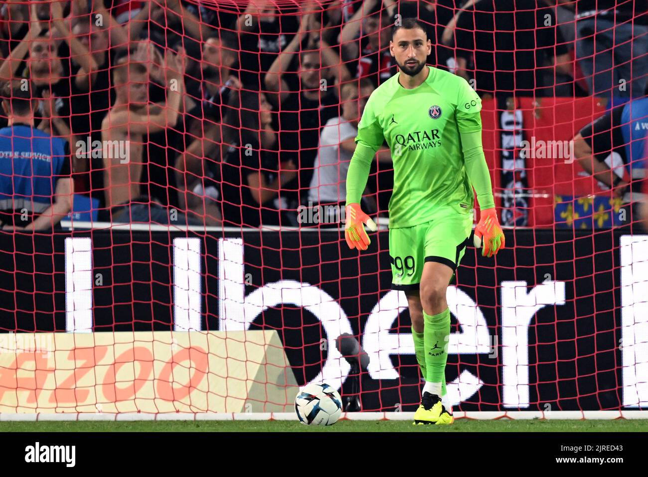LILLE Paris Saint Germain Goalkeeper Gianluigi Donnarumma During The lille-paris-saint-germain-goalkeeper-gianluigi-donnarumma-during-the