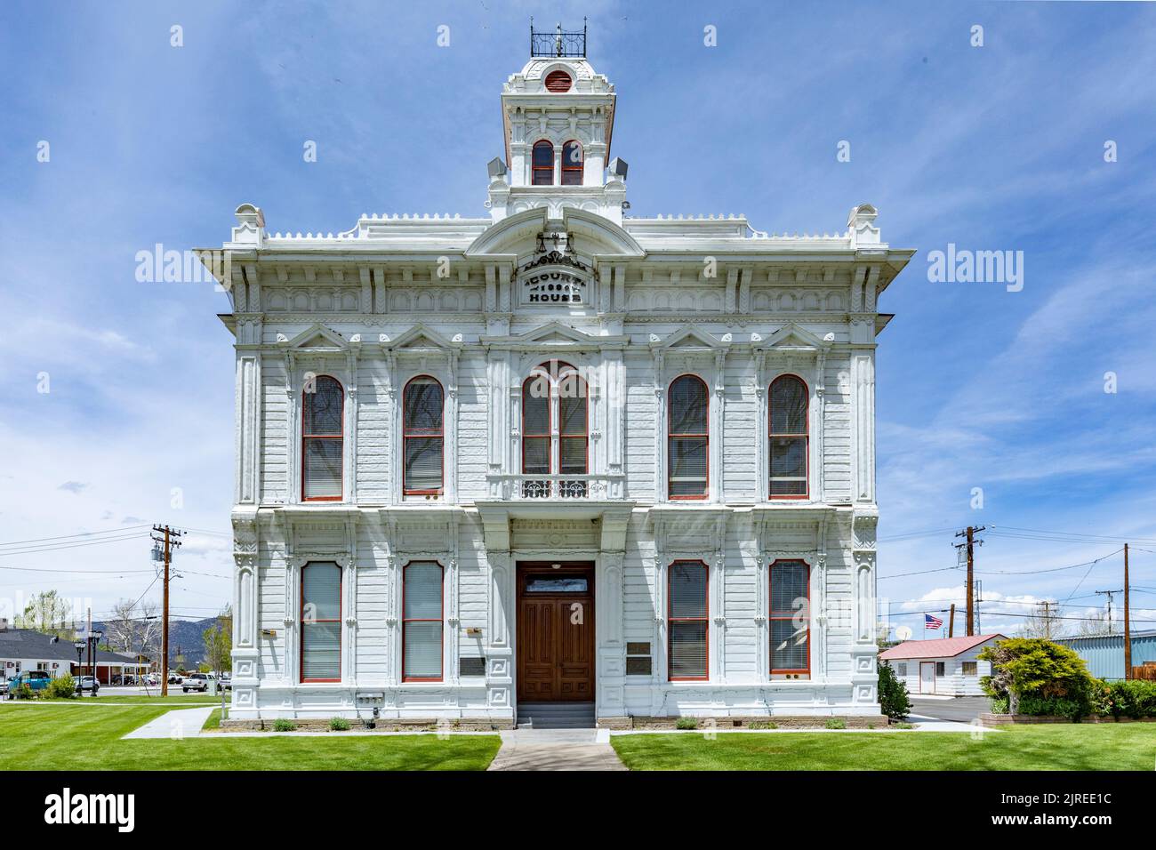 old Bridgeport Court house with white facade Stock Photo Alamy