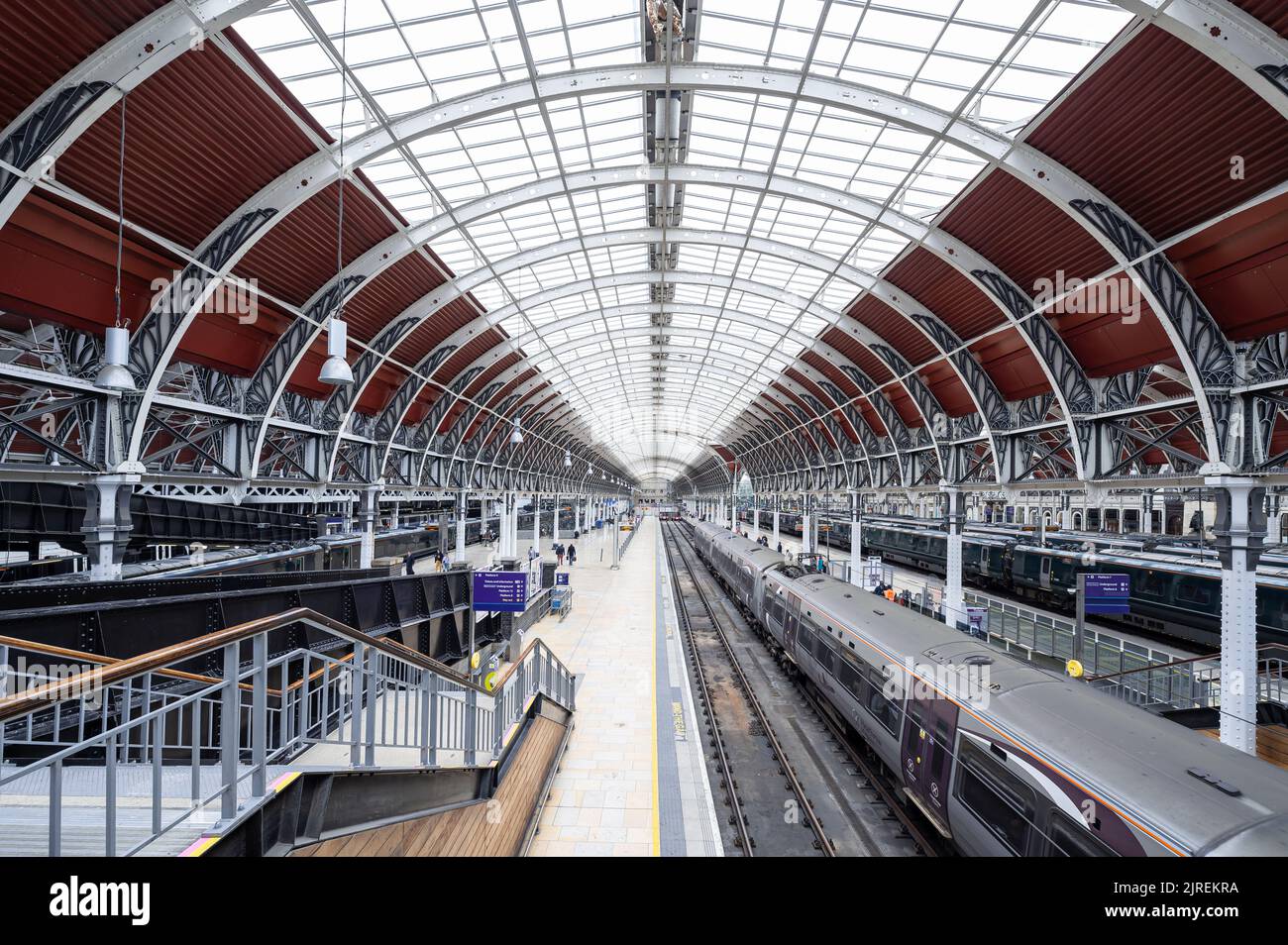 Paddington Railway Station, London Stock Photo Alamy