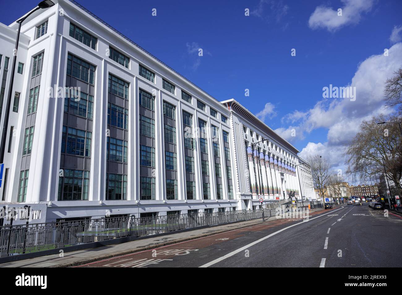 Greater London House - Art Deco Egyptian Revival Black Cat Factory, former Carreras Cigarette Factory - Mornington Crescent, Camden, London Stock Photo