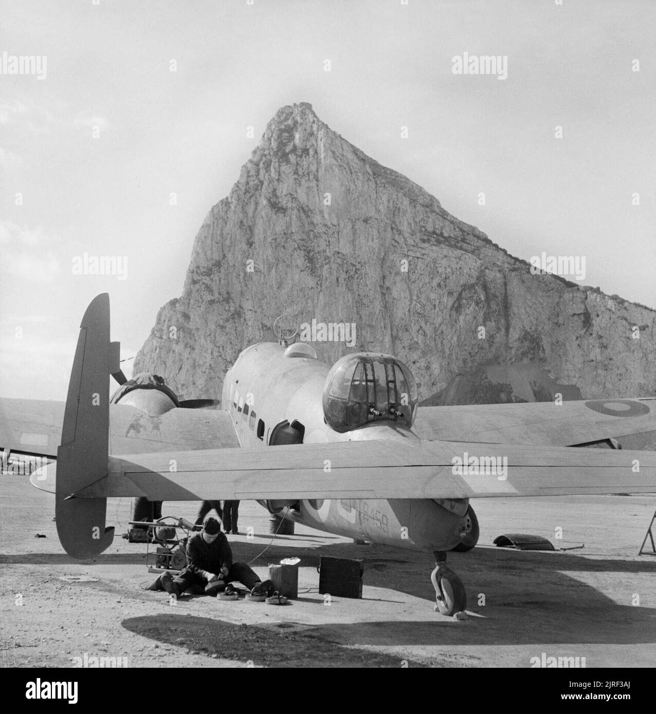 A Lockheed Hudson Mk III of No. 233 Squadron at North Front airfield at Gibraltar, March 1942. Hudson III T9459, part of No 233 Squadron's detachment at North Front airfield, with the famous Rock of Gibraltar providing a backdrop, March 1942. Stock Photo