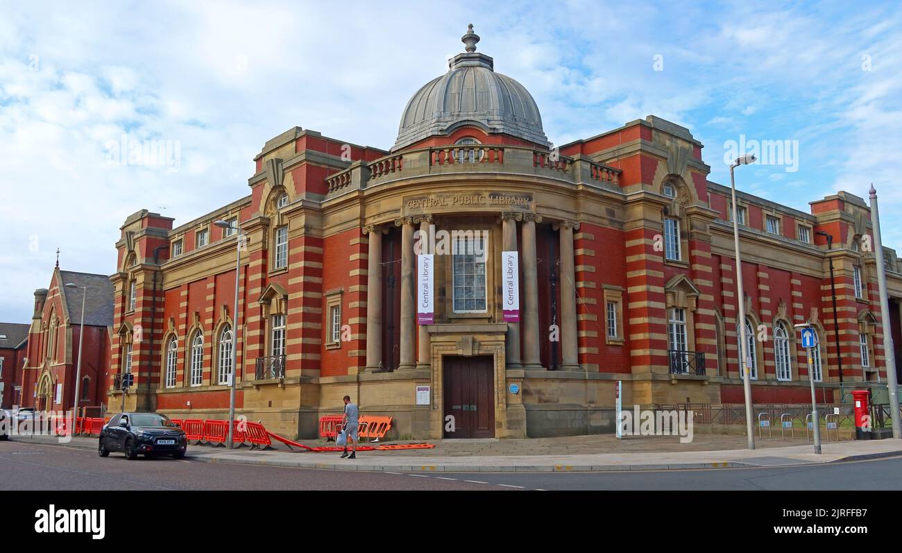 Blackpool Central Public Library Building, from Andrew Carnegie 1911, at Queen St, Blackpool, Lancs, England, UK, FY1 1PX Stock Photo