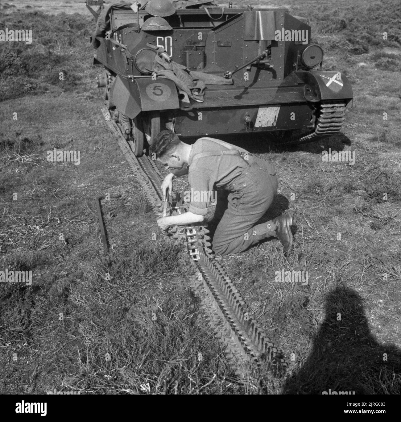 The British Army in the United Kingdom 193945 Fixing the track of a