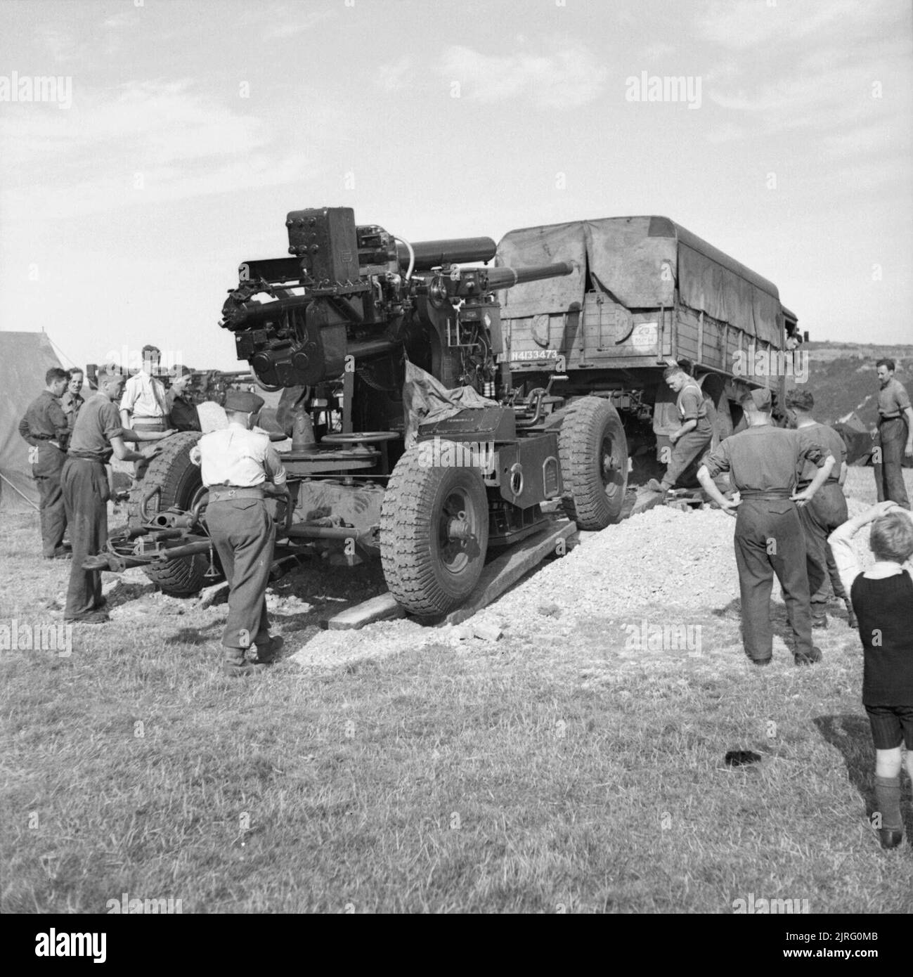 The British Army in the United Kingdom 193945 3.7inch antiaircraft