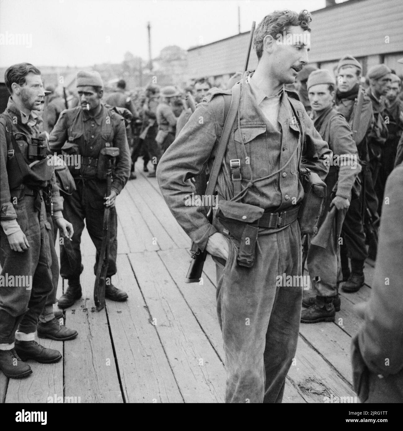 The Dieppe Raid, 19 August 1942 Lt Col The Lord Lovat, CO of No. 4 Commando, at Newhaven after returning from the raid. Stock Photo
