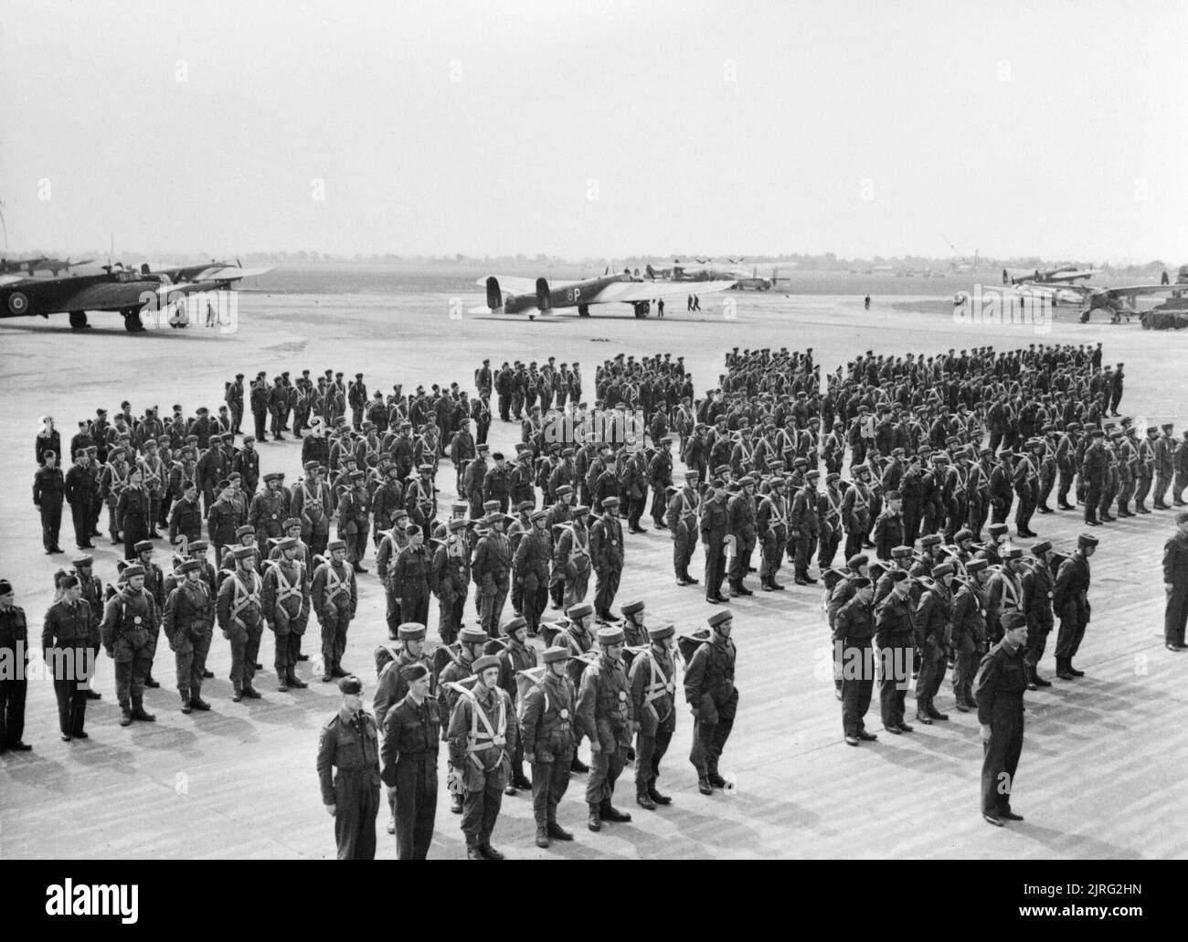 Parachute regiment 1942 hires stock photography and images Alamy