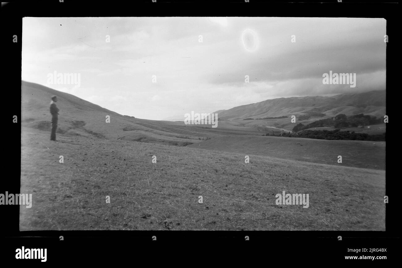 Geology of PlimmertonPukerua area (and Hyde farm), 20 March 1948, by