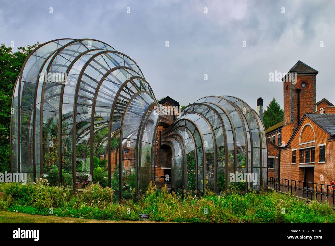 Whitchurch, Hampshire, England, UK - Futuristic Heatherwick designed glasshouses  containing botanical plants at the Bombay Sapphire gin distillery Stock Photo