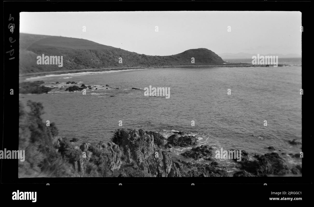 Old Maori sites at Titahi Bay and Porirua Station, 19.June 1932, by