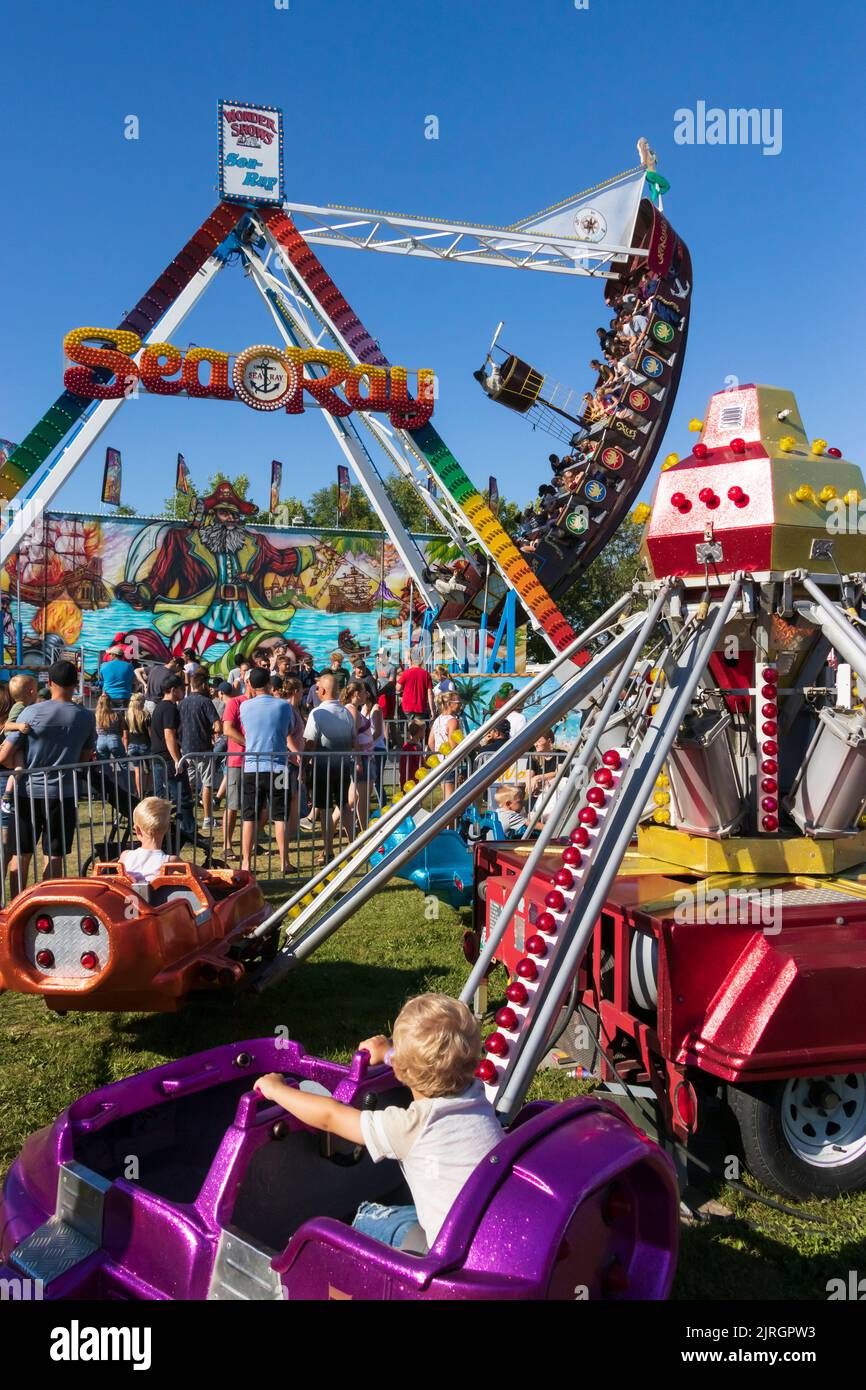 Wonder Shows Rides The Wonder shows Midway at the Harvest Festival in Winkler, Manitoba ...