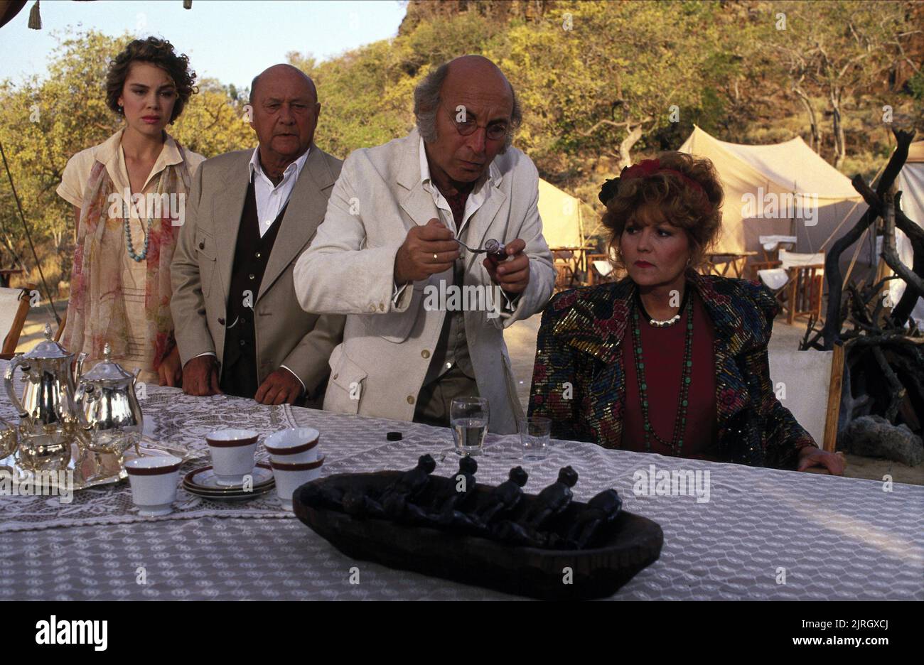 SARAH MAUR THORP, DONALD PLEASENCE, YEHUDA EFRONI, BRENDA VACCARO, TEN LITTLE INDIANS, 1989 Stock Photo