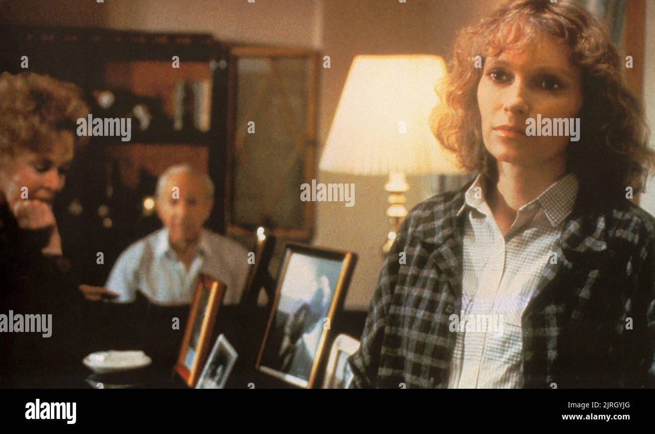 MIA FARROW, HANNAH AND HER SISTERS, 1986 Stock Photo Alamy