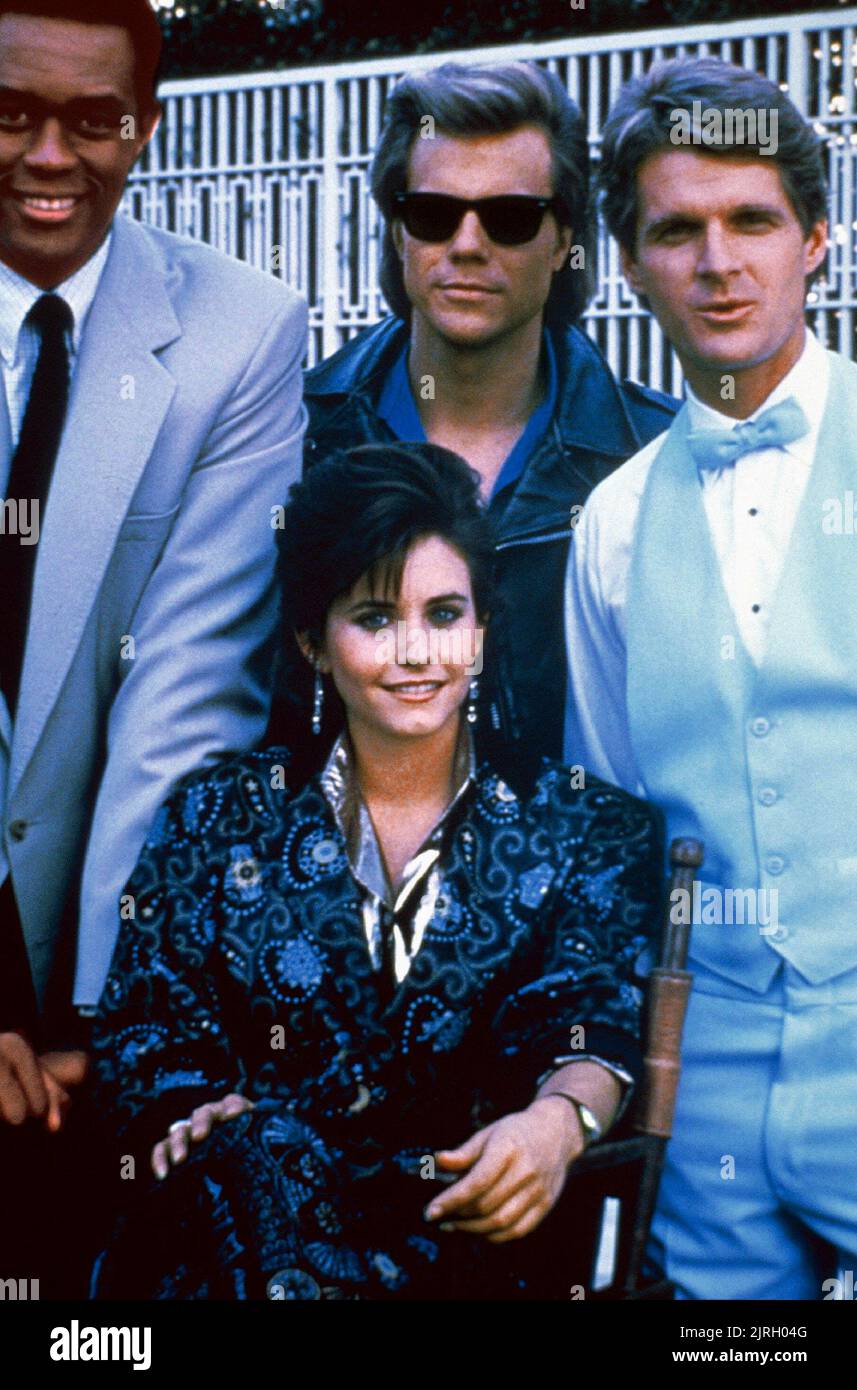 KEVIN PETER HALL, COURTENEY COX, MARK THOMAS MILLER, DEAN PAUL MARTIN, MISFITS OF SCIENCE, 1985 Stock Photo