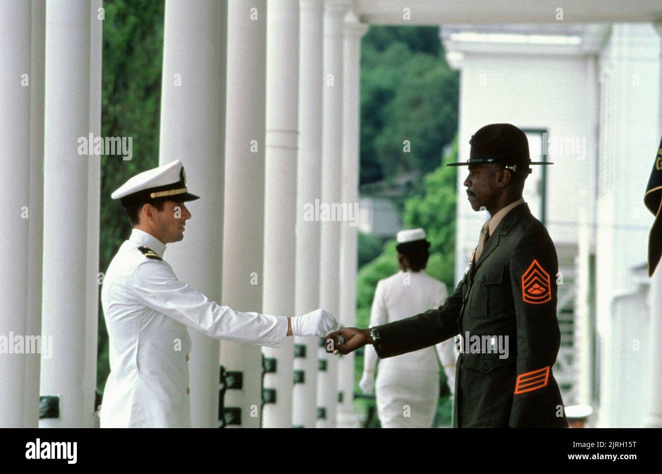 RICHARD GERE, LOUIS GOSSETT JR, AN OFFICER AND A GENTLEMAN, 1982 Stock