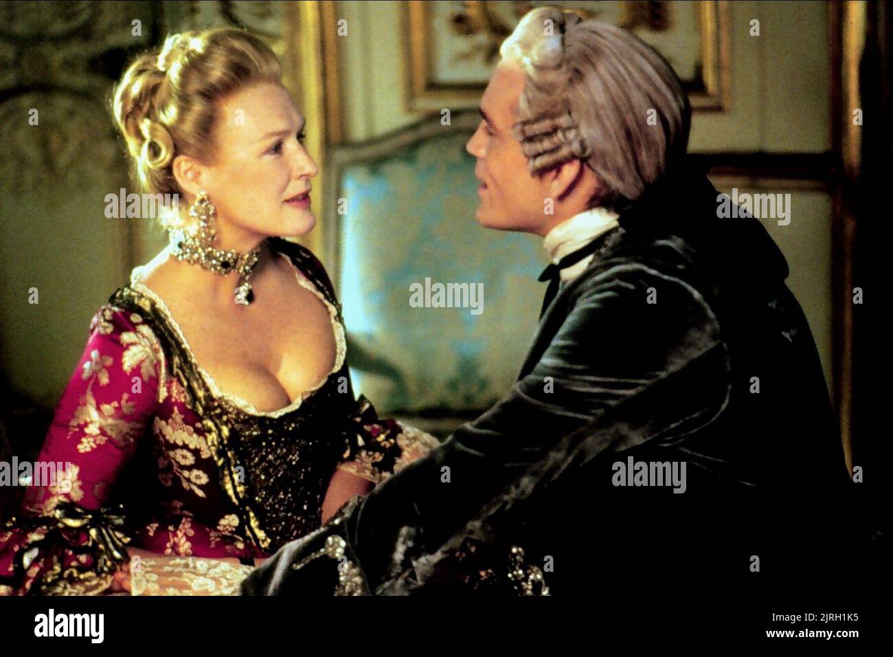 GLENN CLOSE, JOHN MALKOVICH, DANGEROUS LIAISONS, 1988 Stock Photo - Alamy