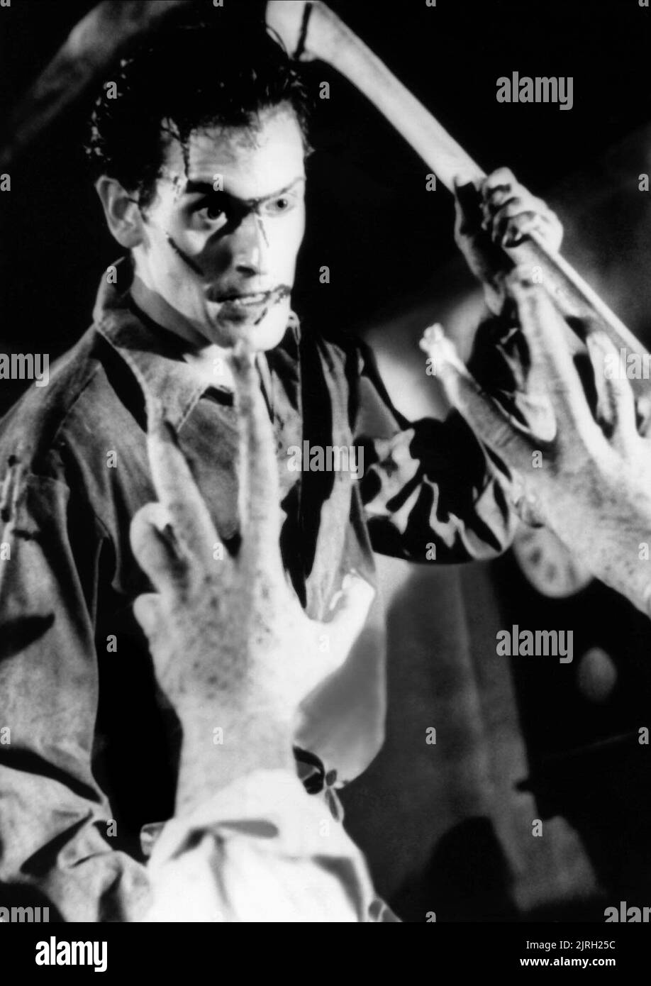 BRUCE CAMPBELL, EVIL DEAD II, 1987 Stock Photo