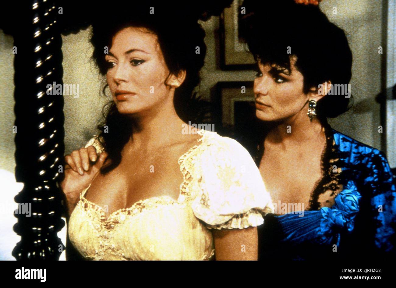 LESLEY-ANNE DOWN, TERRI GARBER, NORTH AND SOUTH, 1985 Stock Photo