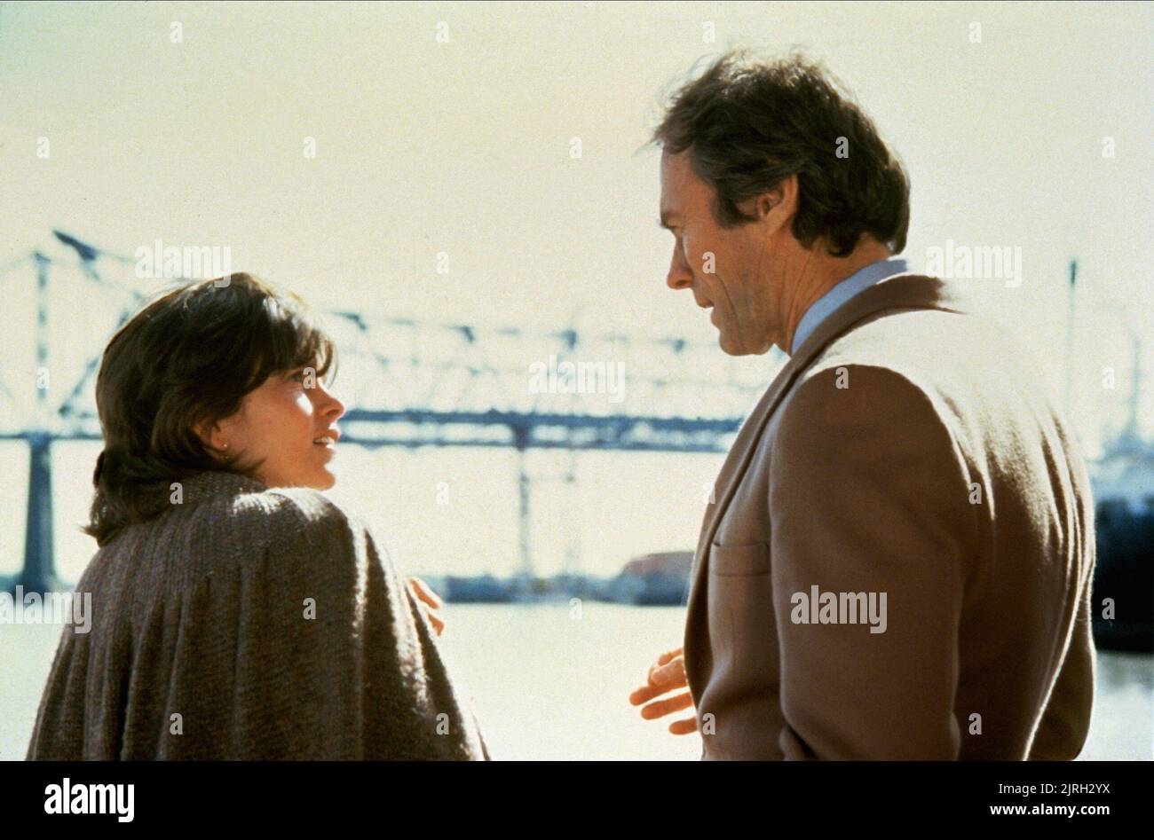 GENEVIEVE BUJOLD, CLINT EASTWOOD, TIGHTROPE, 1984 Stock Photo