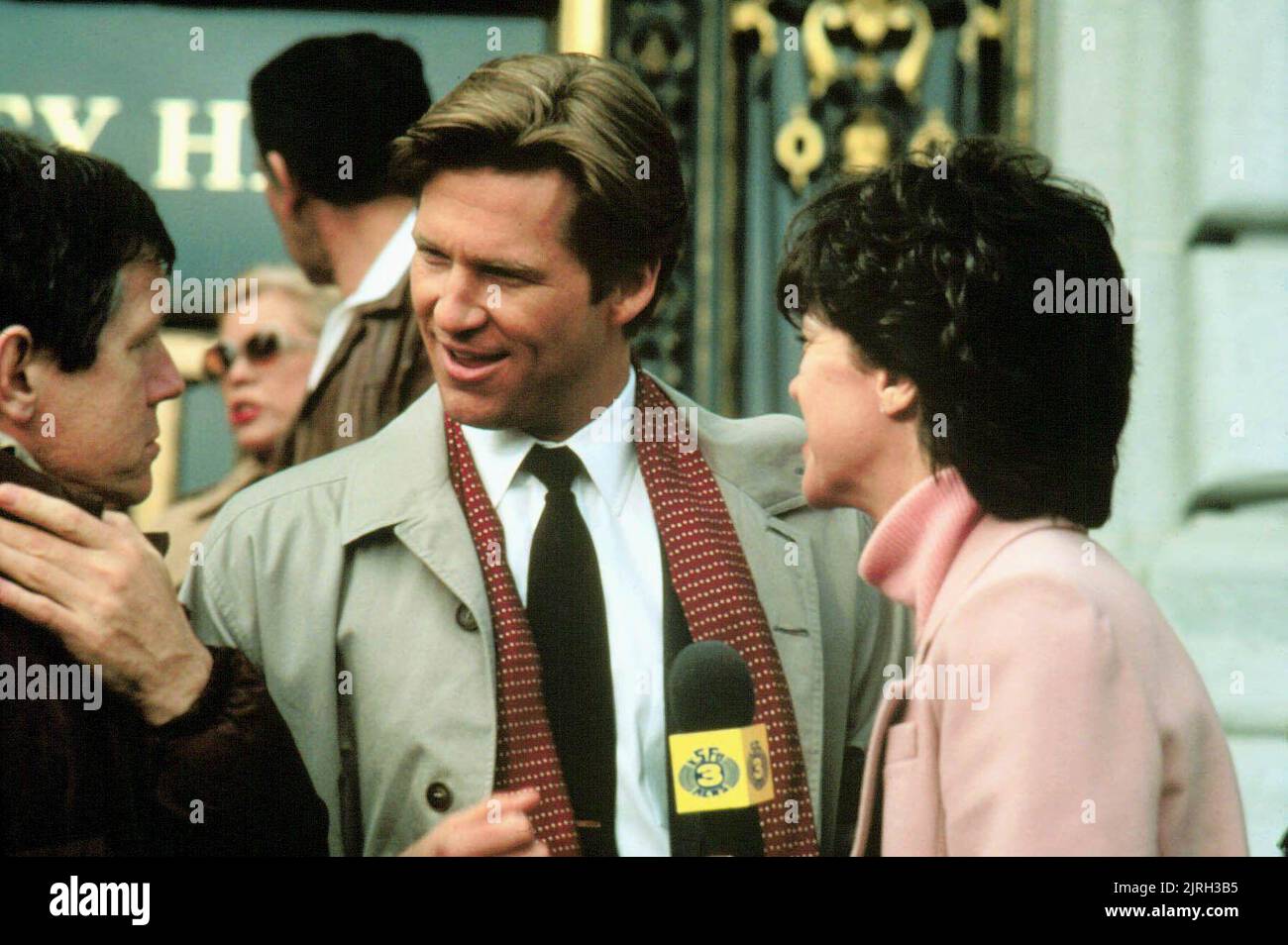JEFF BRIDGES, JAGGED EDGE, 1985 Stock Photo - Alamy
