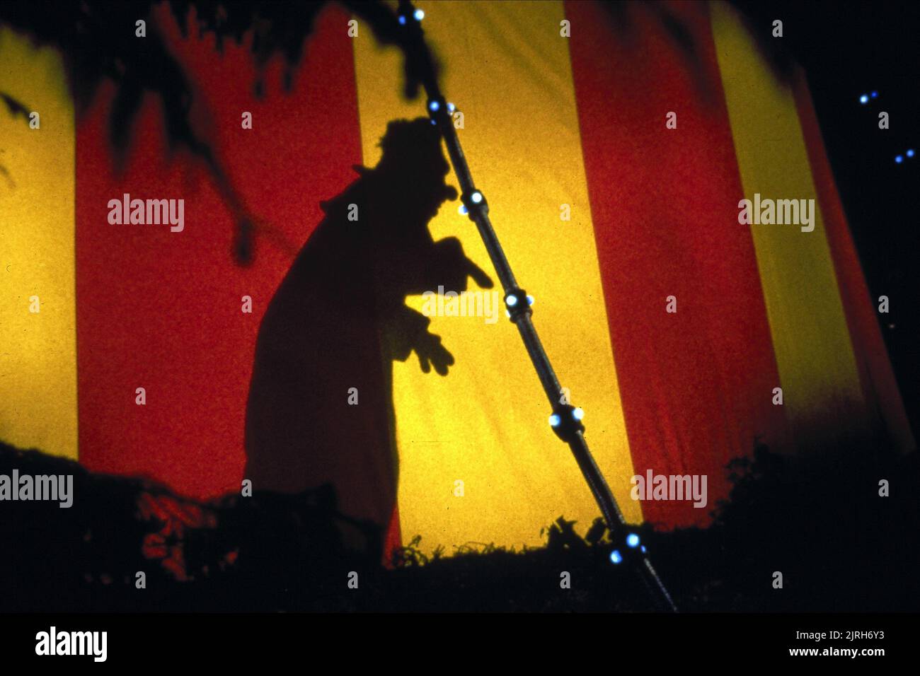 SCARY CLOWN SILHOUETTE, KILLER KLOWNS FROM OUTER SPACE, 1988 Stock Photo