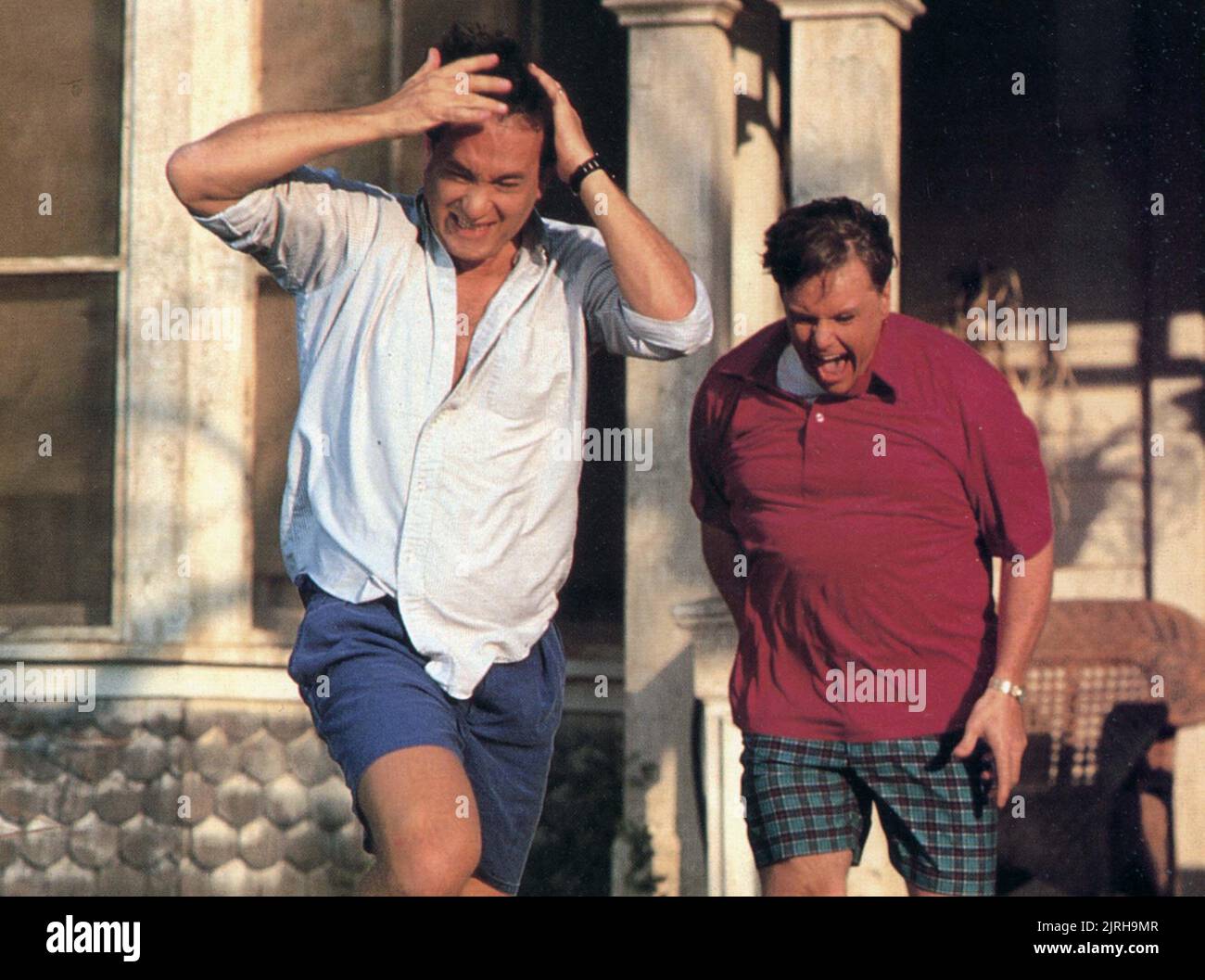 TOM HANKS, RICK DUCOMMUN, THE &lsquo;BURBS, 1989 Stock Photo - Alamy