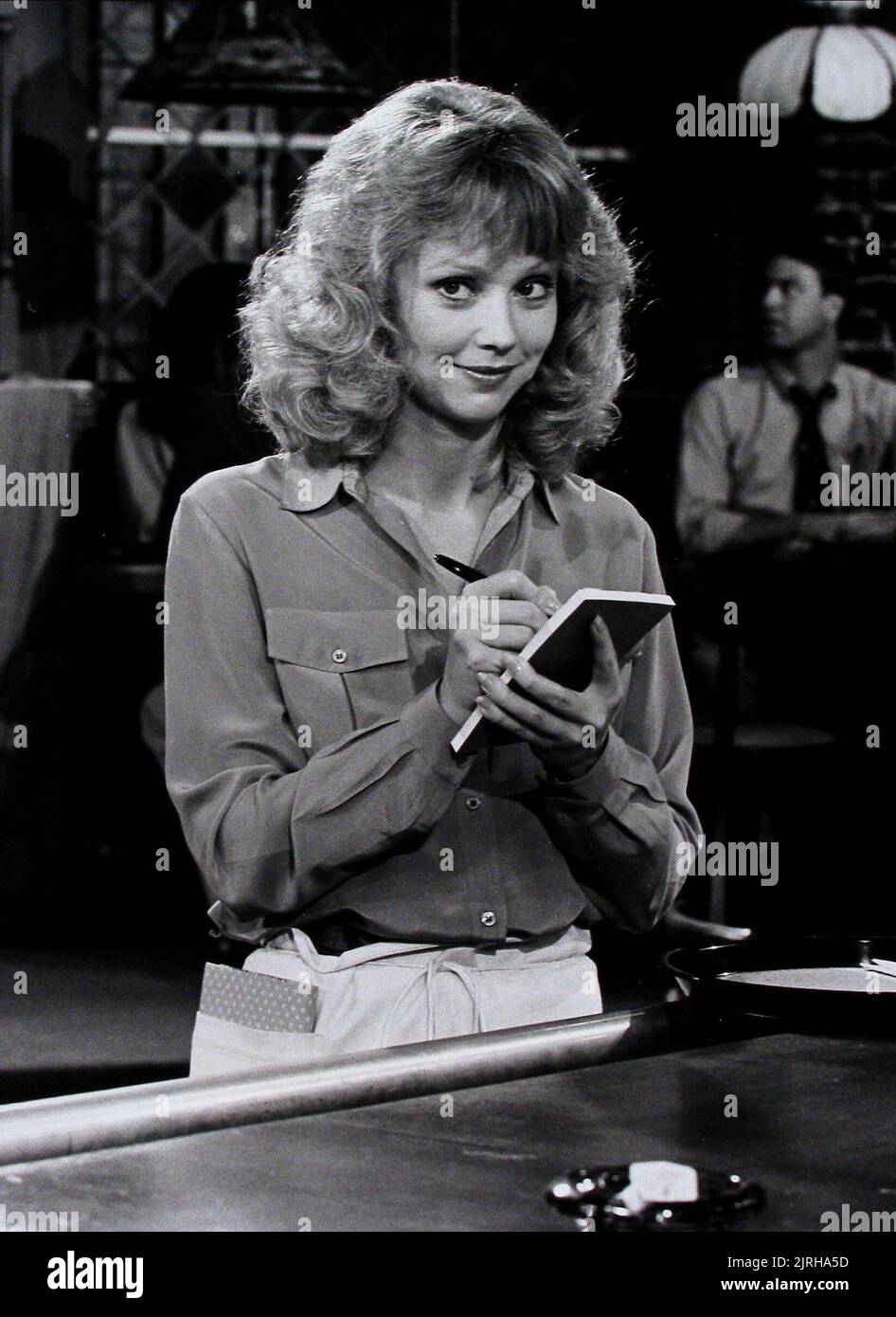 Shelley Long Hot