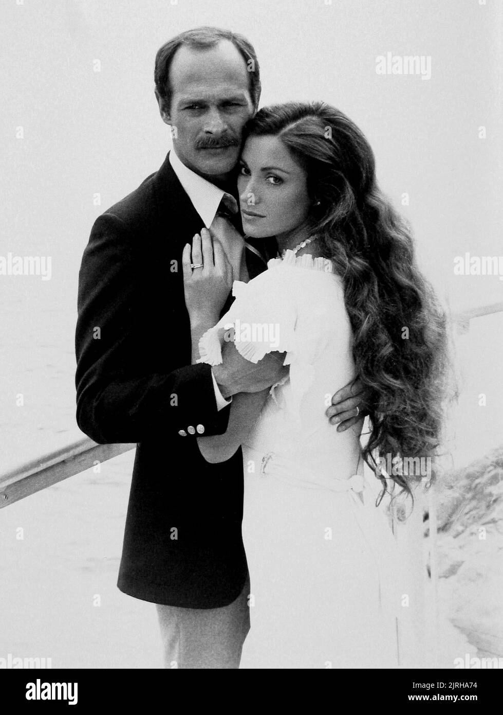 GERALD MCRANEY, JANE SEYMOUR, THE HAUNTING PASSION, 1983 Stock Photo