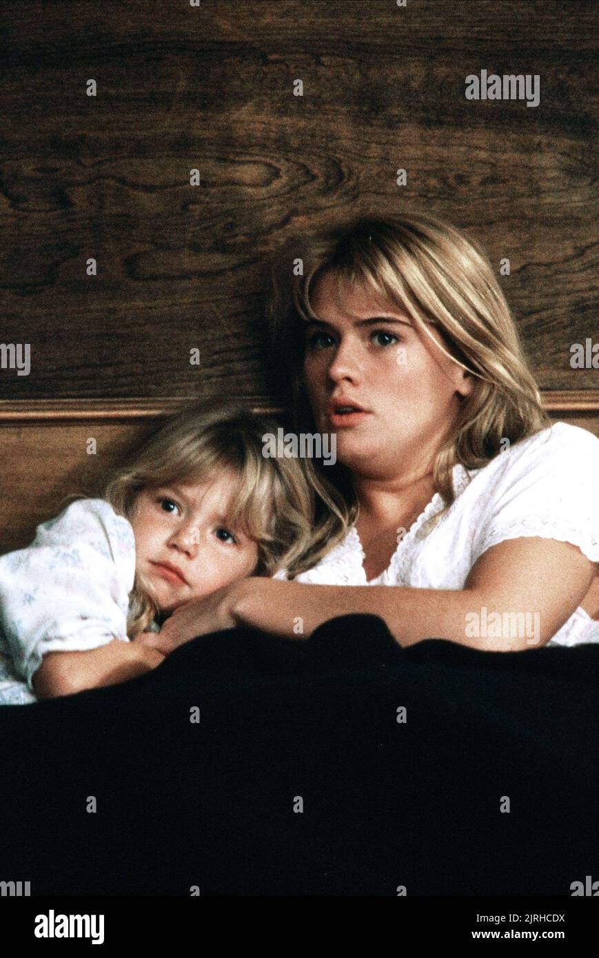 LINDSAY PARKER, KRISTY SWANSON, FLOWERS IN THE ATTIC, 1987 Stock Photo