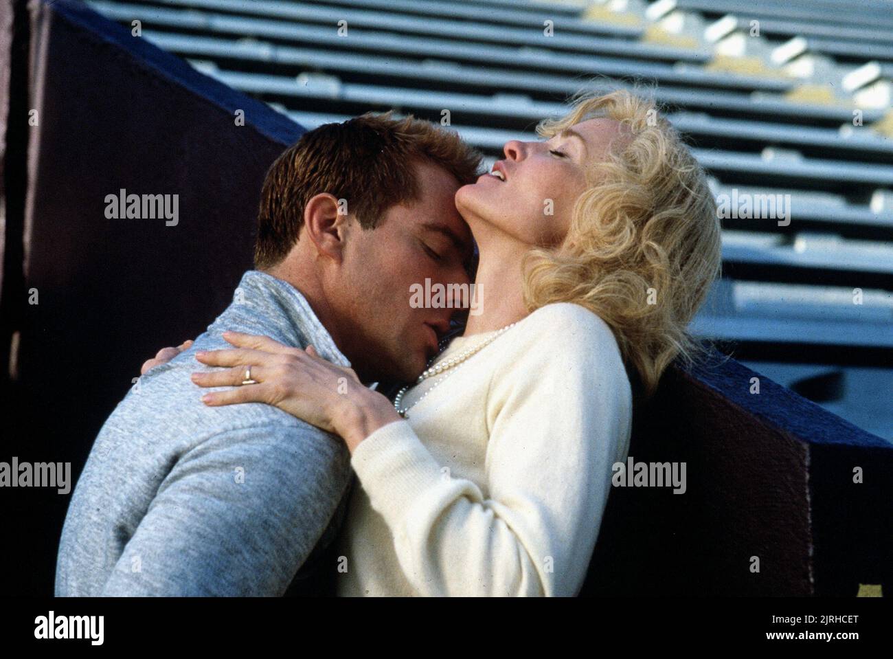 Cuando me enamoro hi-res stock photography and images - Alamy, image size:1300x959