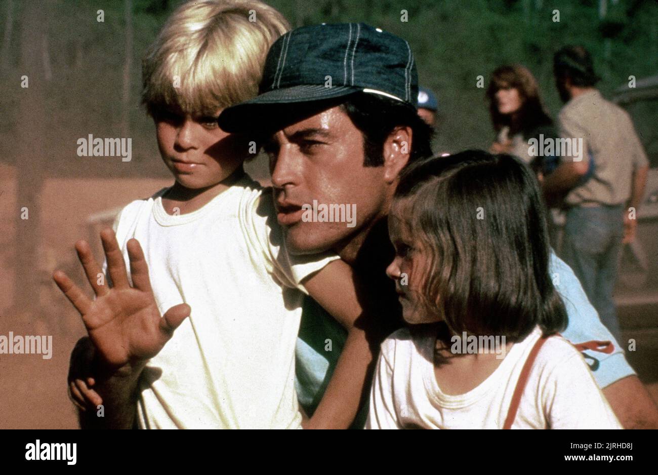 WILLIAM RODRIGUEZ, POWERS BOOTHE, YARA VANEAU, THE EMERALD FOREST, 1985 Stock Photo
