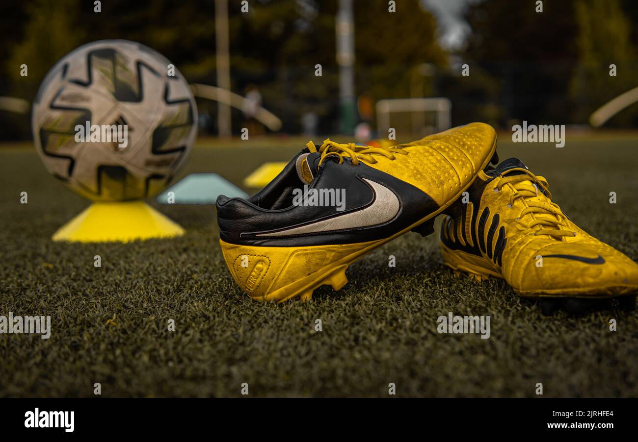 Soccer shoes hi-res stock photography and images - Alamy