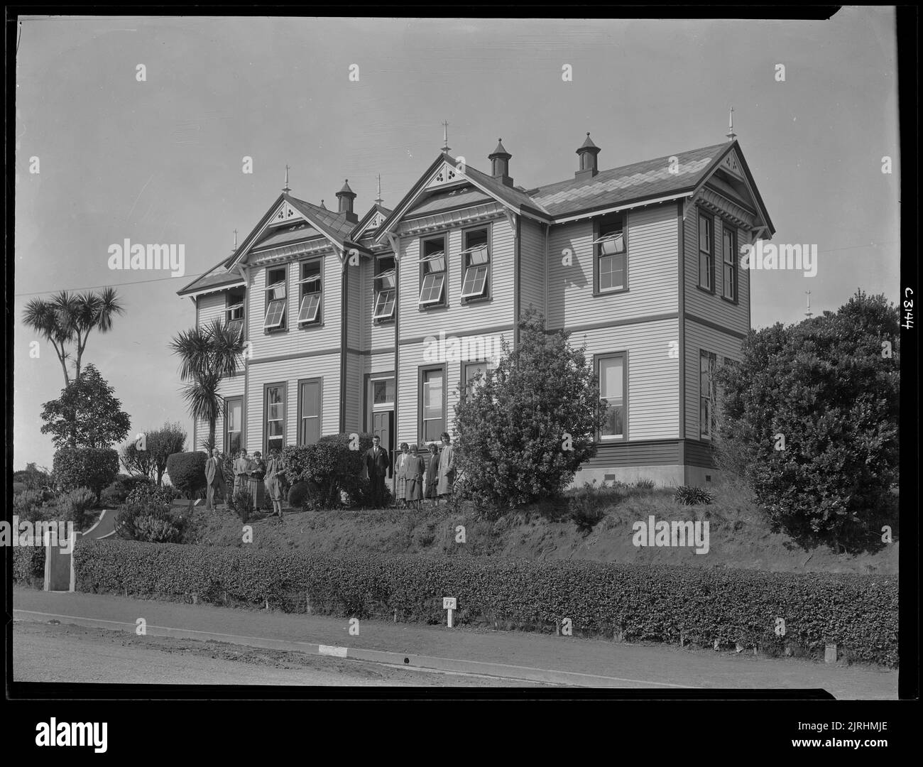 Taranaki Education Board Office, circa 1930, by William Oakley. F B