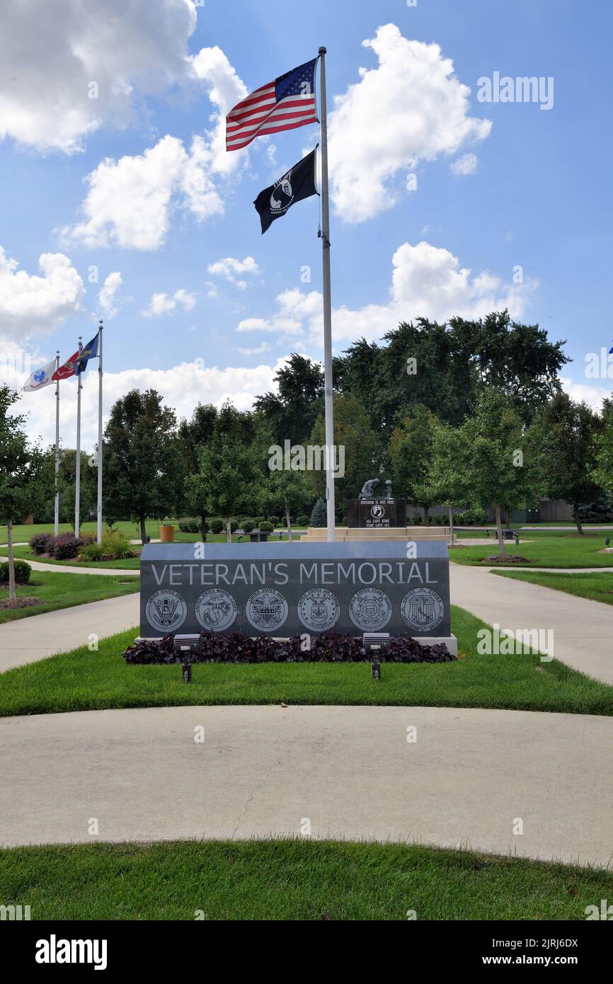 Bartlett, Illinois, USA. A veterans memorial in a Chicago suburban community. Stock Photo