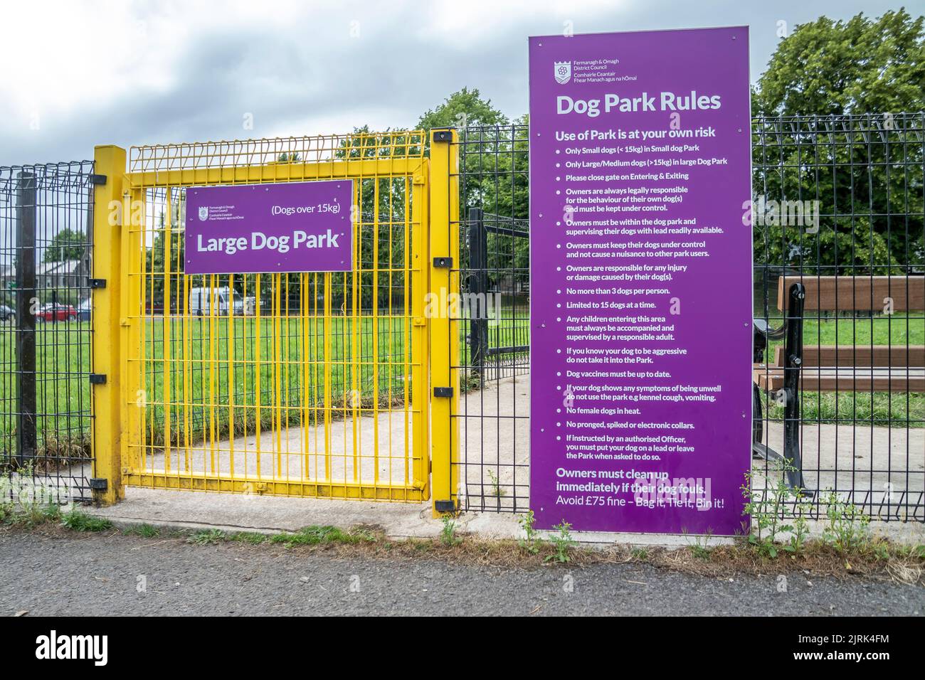 ENNISKILLEN, NORTHERN IRELAND - JULY 20 2022 : Enniskillen has a park for dogs. Stock Photo