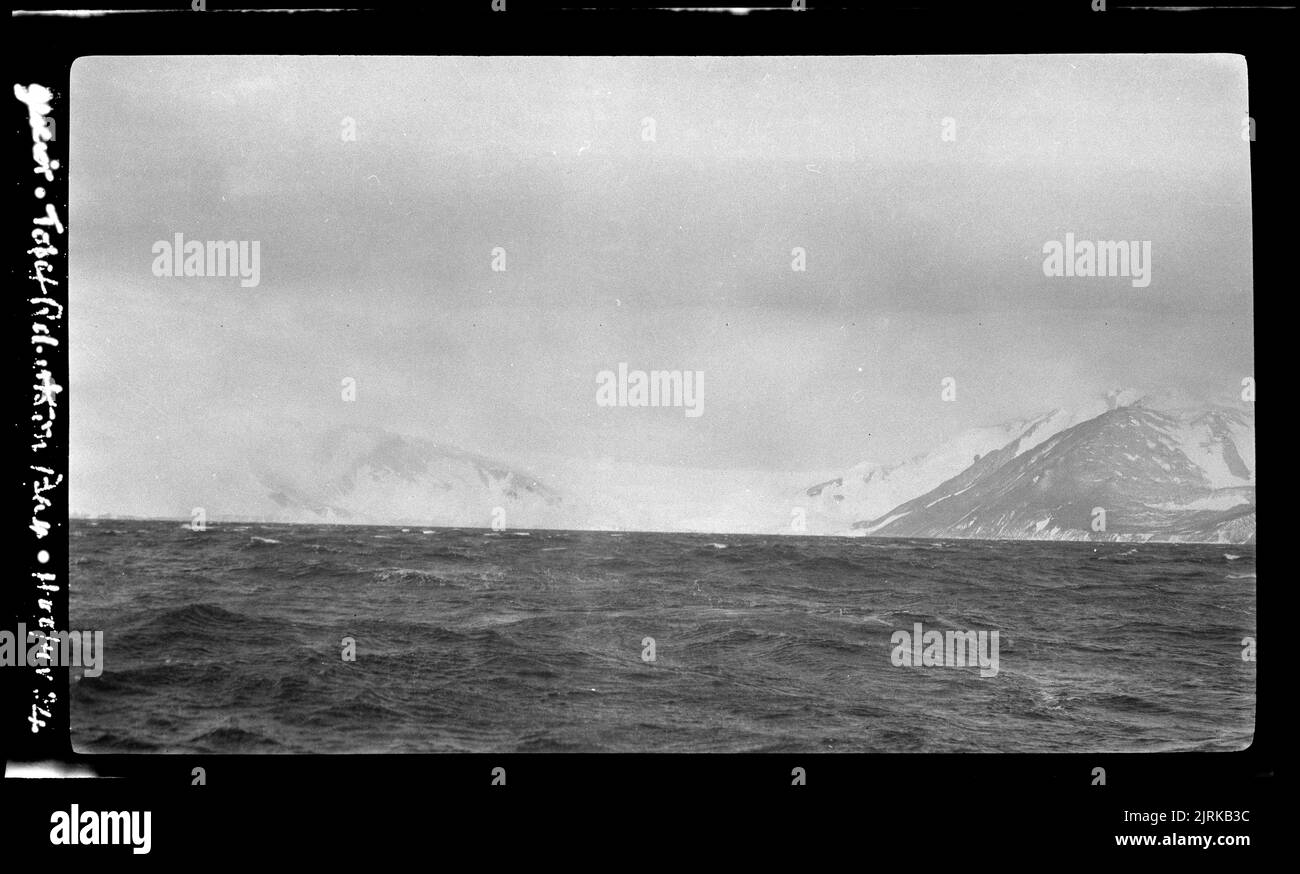 Top of Robertson Bay, Antarctica, 1924, Southern Ocean, by Captain