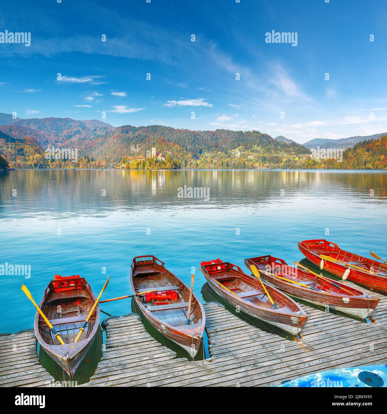 Splendid  sunny day view of popular tourist destination  Bled lake. Dramatic view of Pilgrimage Church of the Assumption of Maria. Location: Bled, Upp Stock Photo