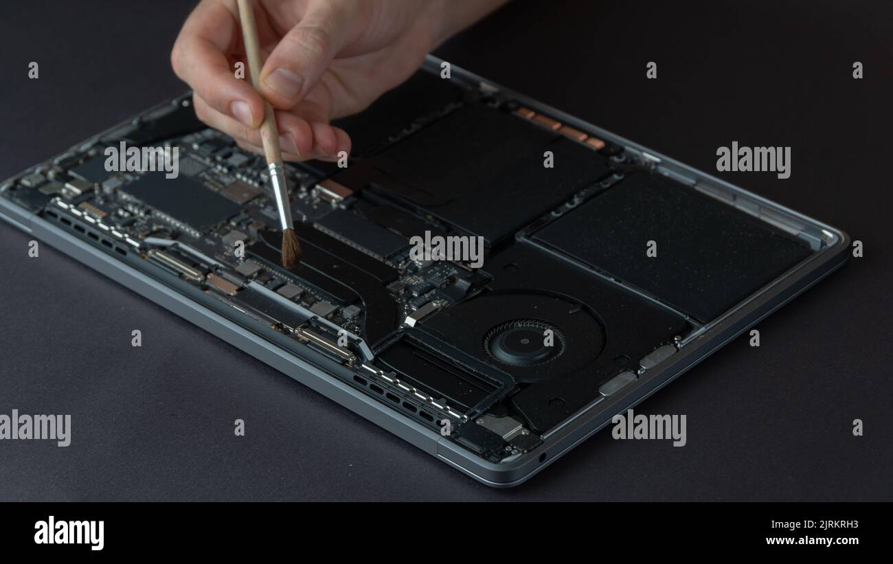 Removal of dust from the laptop, repair and maintenance of computer