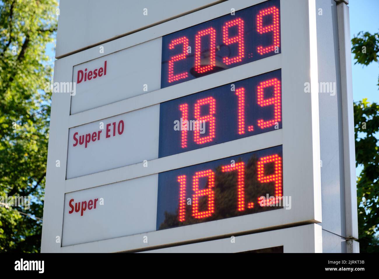Close-up of a sign at a gas station showing high gasoline prices in Germany in August 2022 short before the end of the German fuel discount Stock Photo