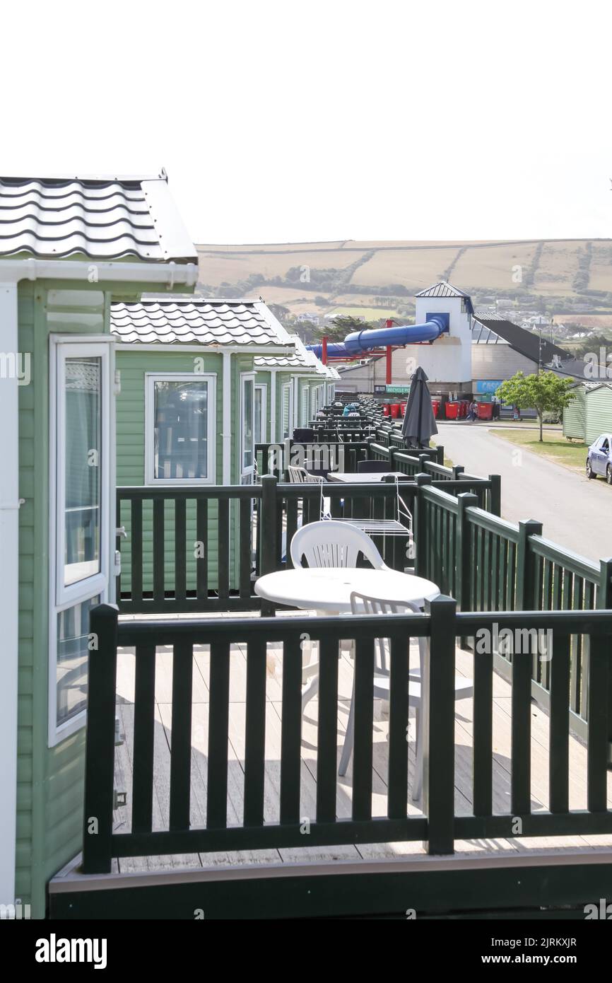 Parkdean Resorts, Static caravans with decking at Ruda Holiday Park, Croyde, Braunton, Devon, England, UK, Summer August 2022 Stock Photo