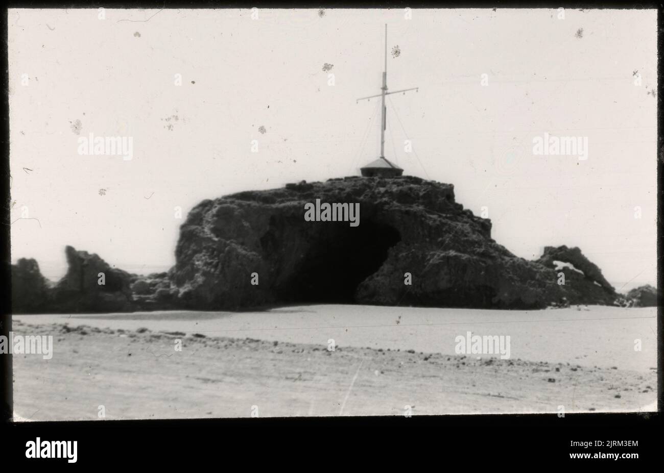 Cave Rock, Sumner, looking seaward, showing the largest opening of