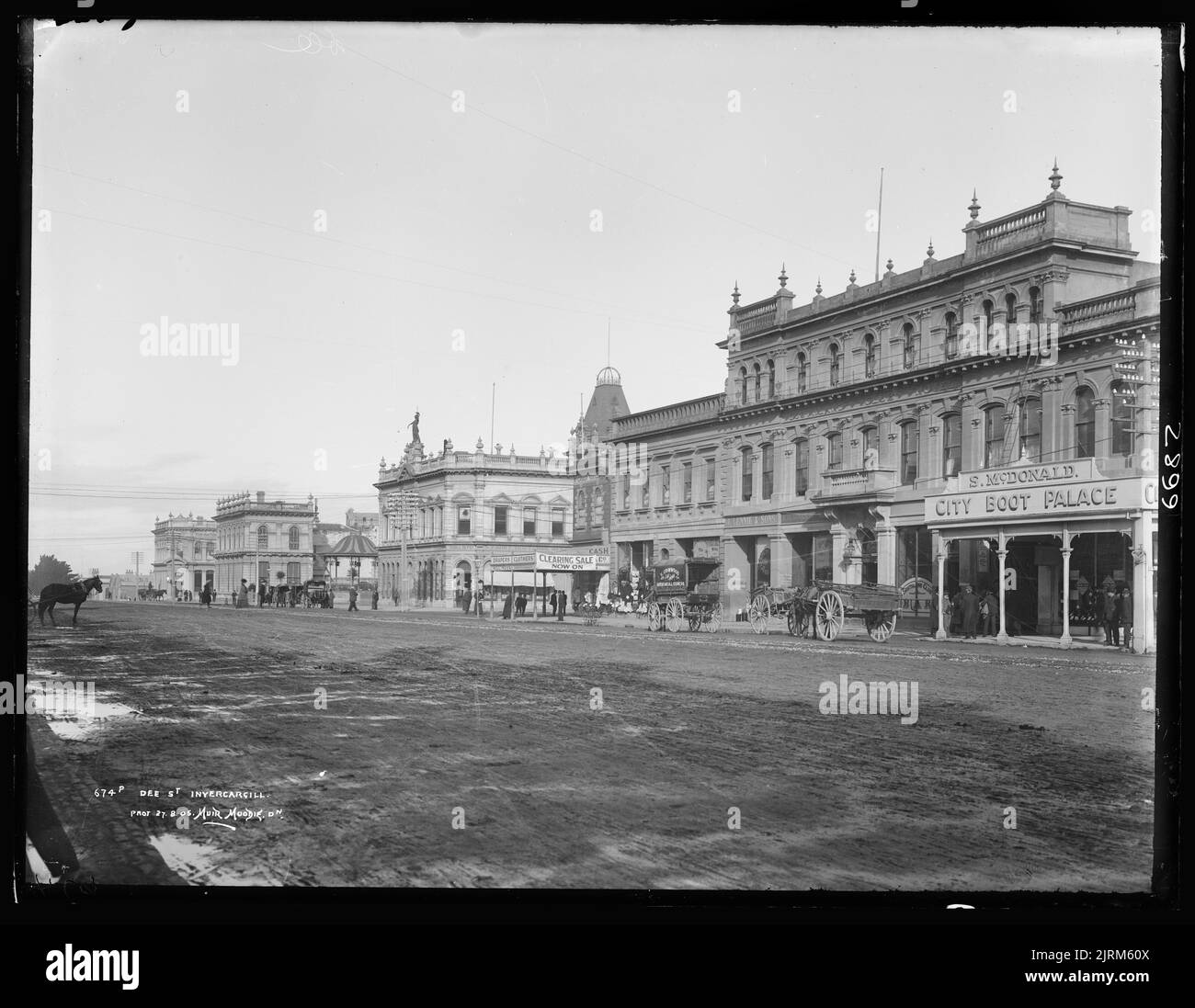 Dee Street, Invercargill, circa 1905, Invercargill, by Muir & Moodie