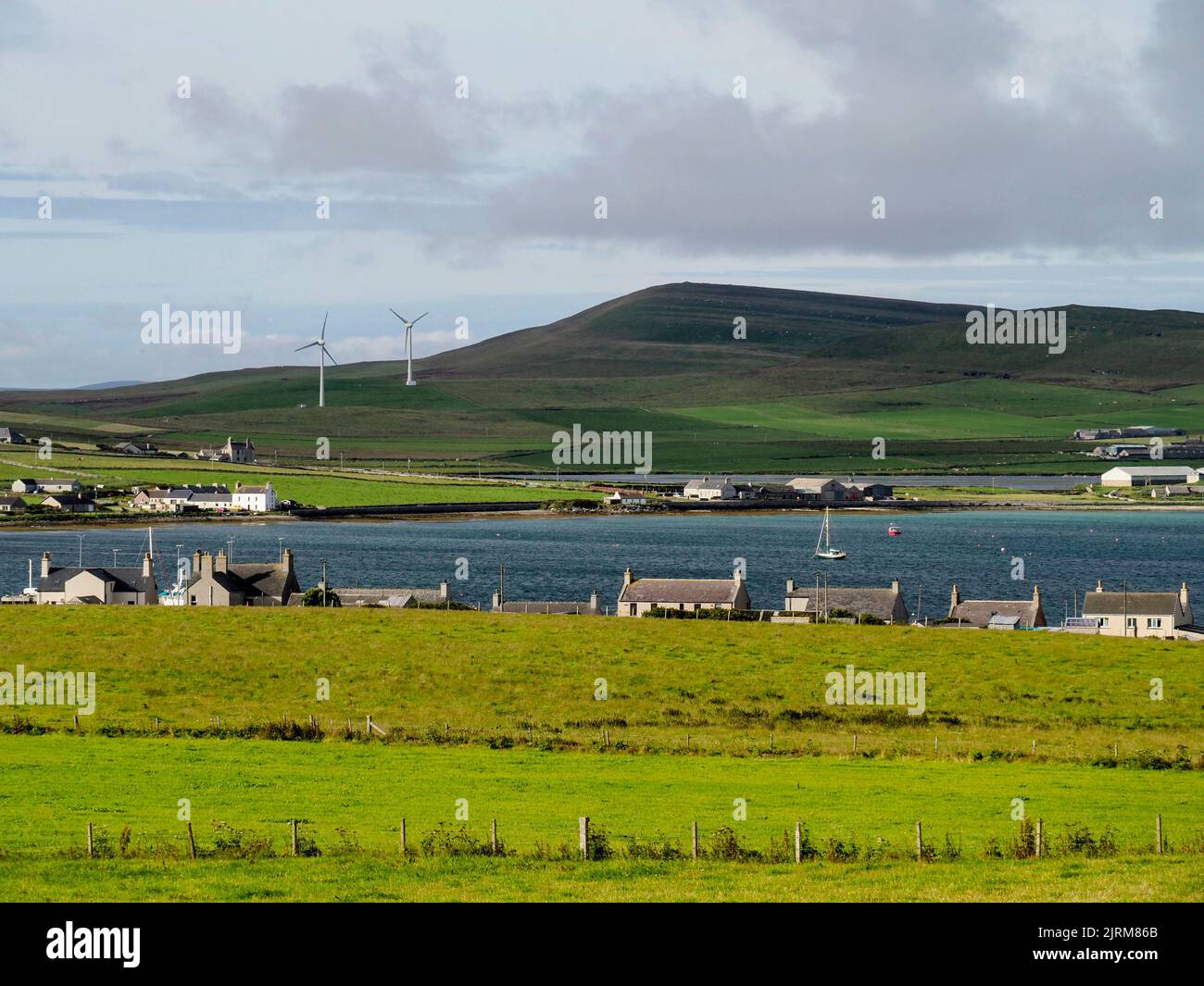 Orkney wind turbines hires stock photography and images Alamy