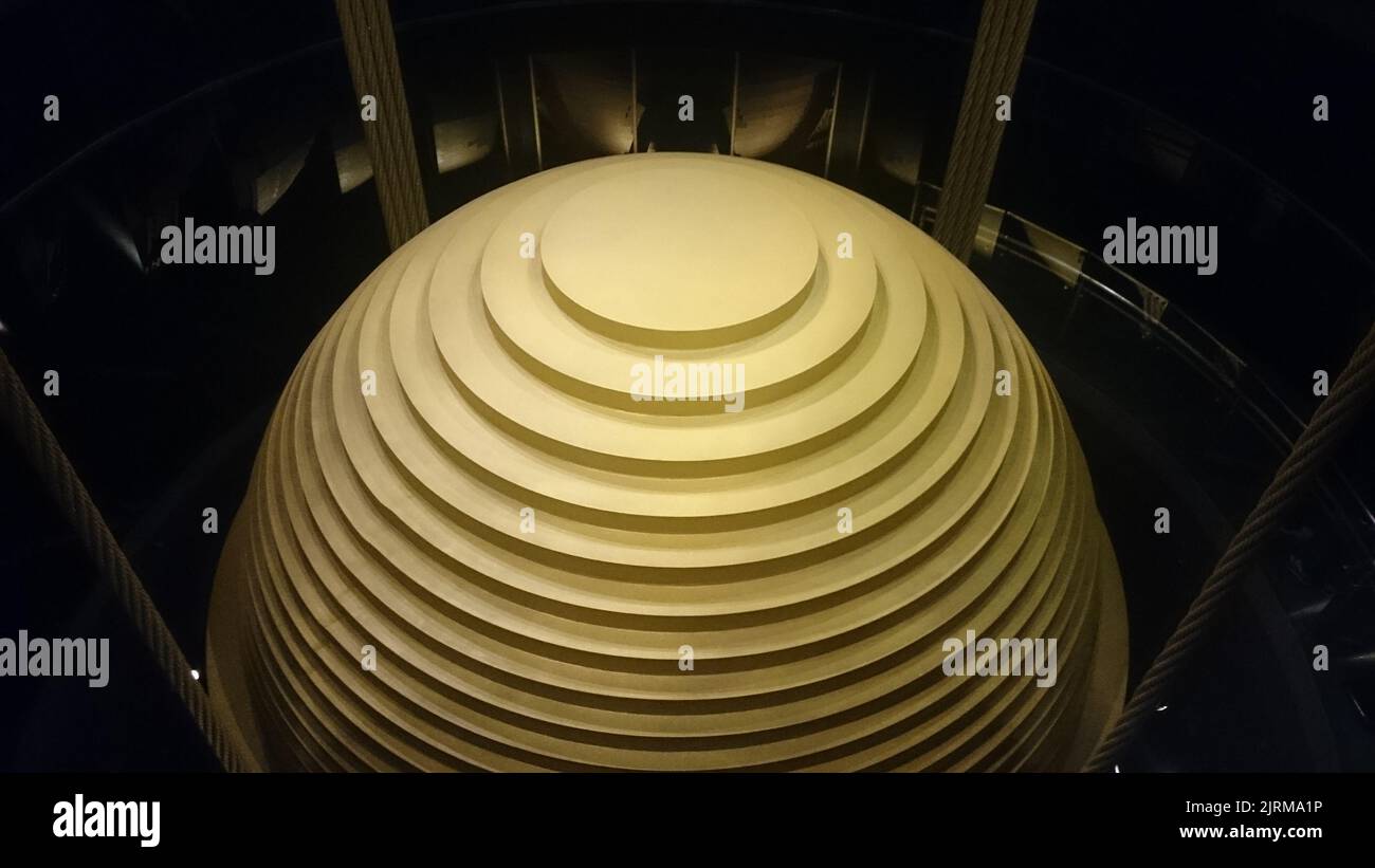 Tuned mass damper hi-res stock photography and images - Alamy
