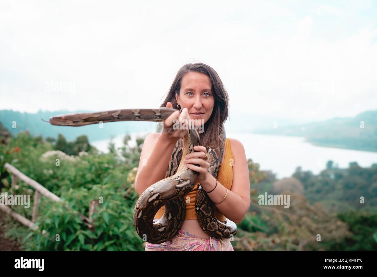 Standing snake hi-res stock photography and images - Alamy